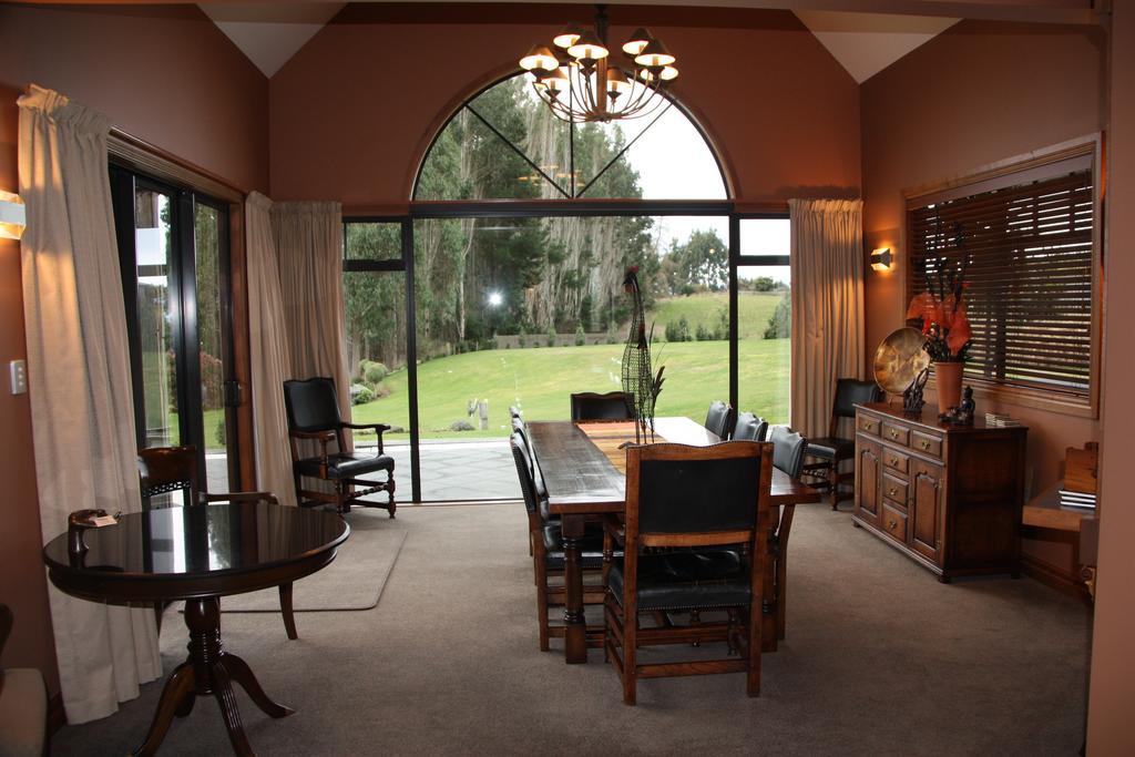 Dock Bay Lodge Te Anau Exterior foto